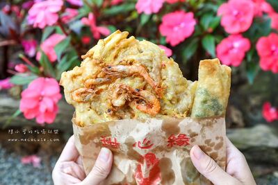30元地瓜溪蝦餅份量澎湃！礁溪在地人愛店　炸韭菜春捲皮薄餡厚