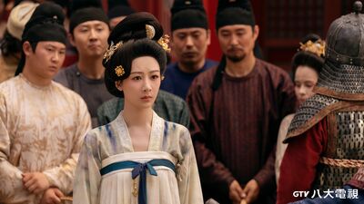 鴛鴦浴、新婚圓房全來！　楊紫、李現狂炸「17場吻戲」男神害羞了