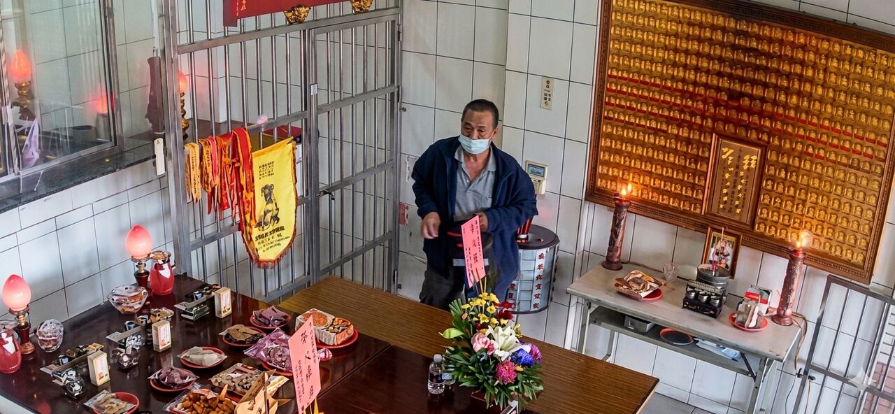 抓到了!苗栗聖母宮金牌遭竊 警跨區台北萬華逮獲通緝犯 | ETtoday社會新聞 | ETtoday新聞雲