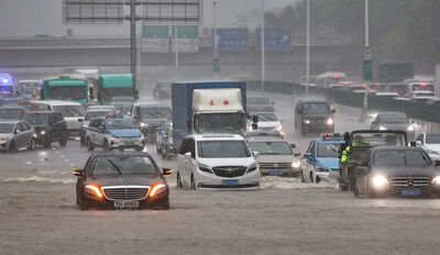 陸大暴雨山洪「五預警齊發」 南方城市「挫著等」!西江1號洪水生成