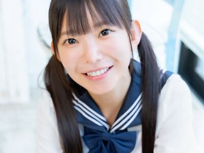 日本蘿莉女神30歲穿學生服! 綁雙馬尾根本國中生…F級身材炸裂