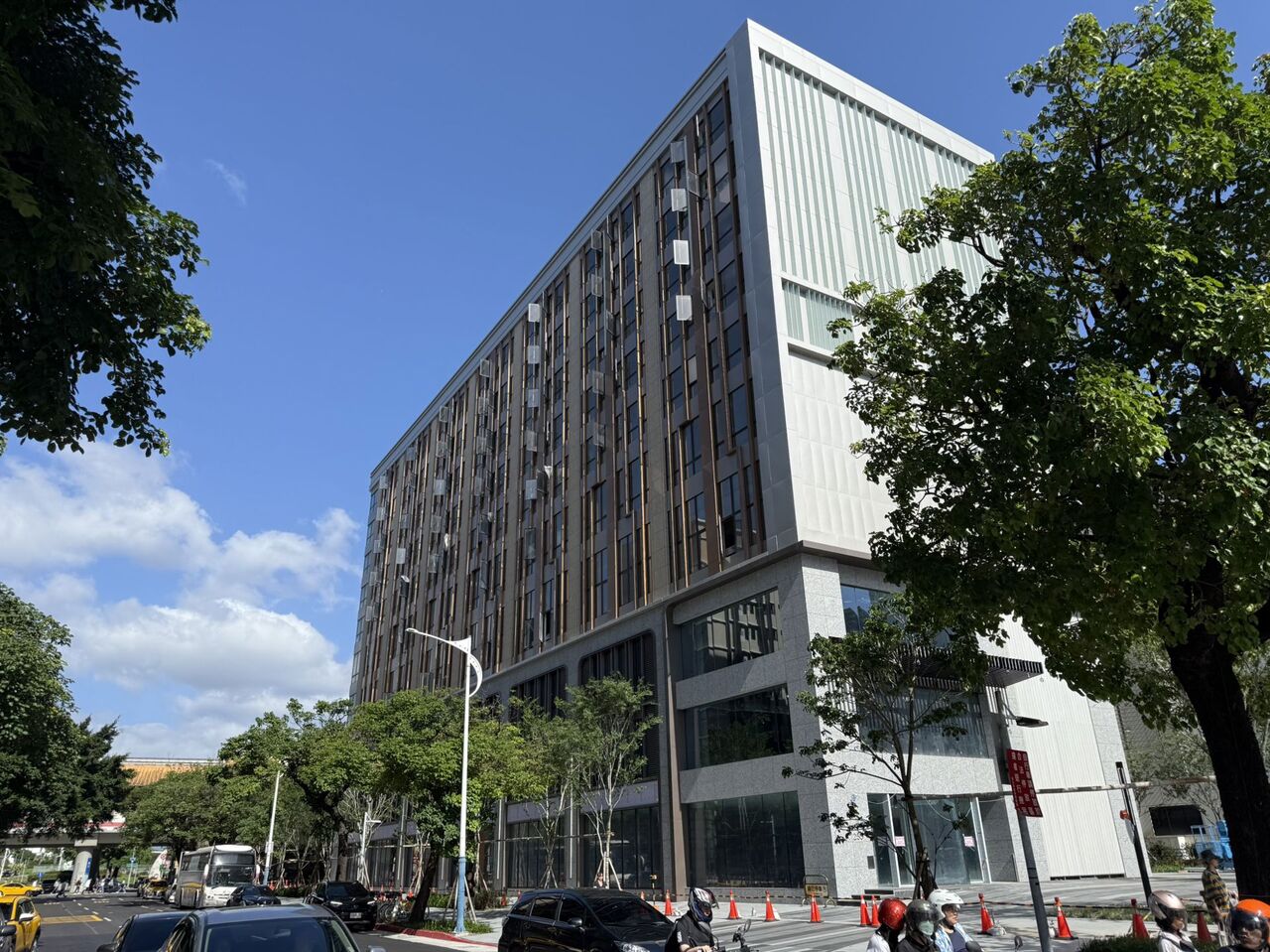 永慶房屋盤點雙北市公辦都更案周邊房市 大安區嘉興街周邊房價比行政區便宜近2成