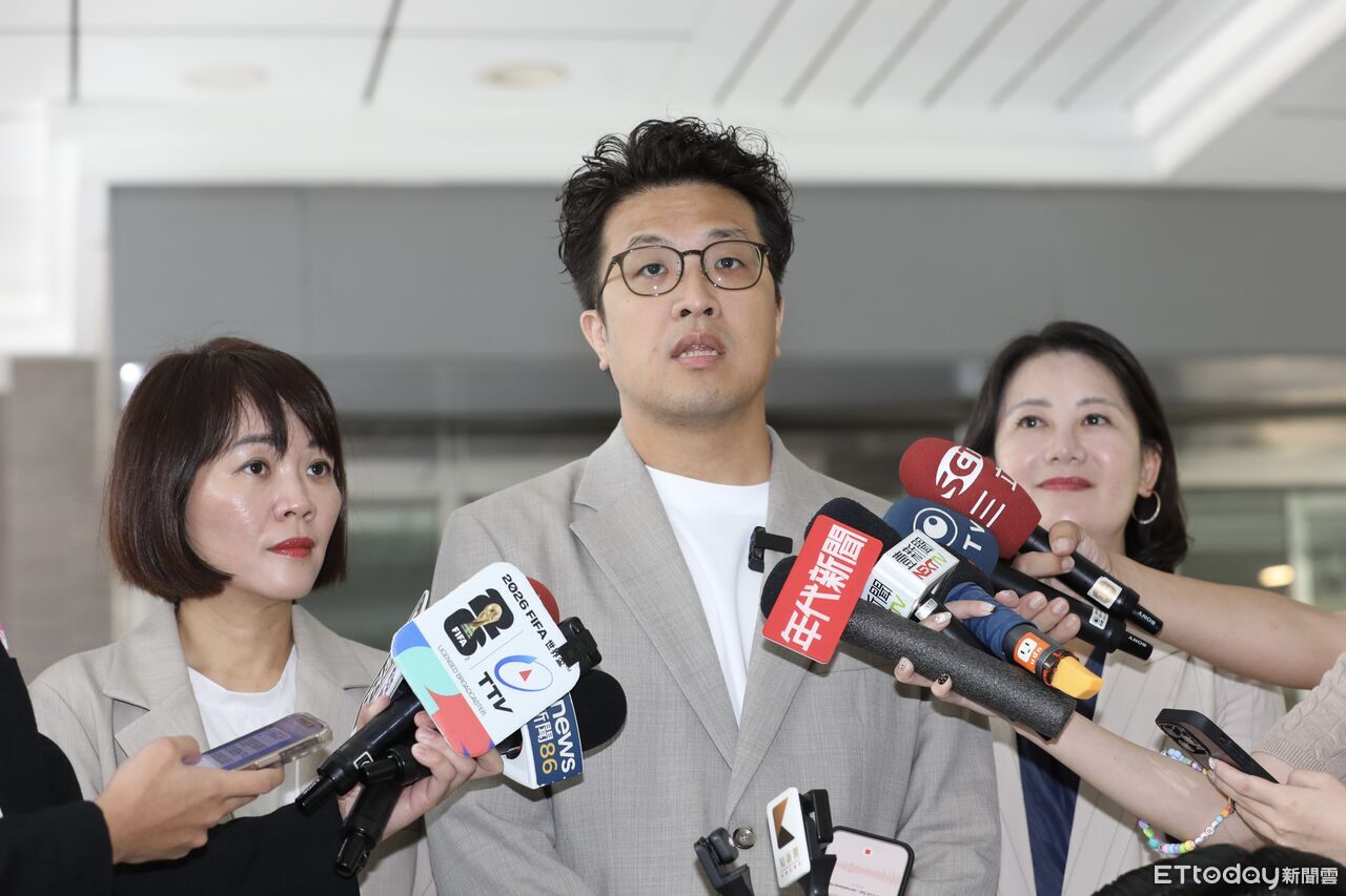 搶家長票!沈伯洋拋「家庭一站通」育兒政見 每週免費臨托4小時 | ETtoday政治新聞 | ETtoday新聞雲
