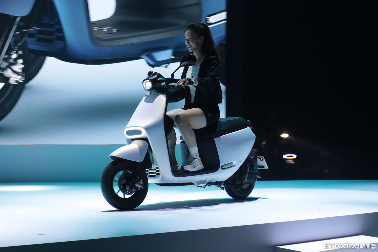 ▲Gogoro「最新女生機車Luna」上市　電池資費最低119元起。（圖／記者張慶輝攝）