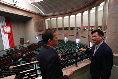 30年來我外長首度進入波蘭國會　林佳龍宣布在歐洲建立台灣語言中心