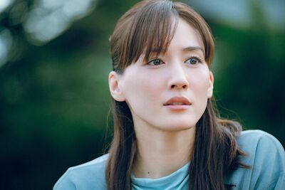 綾瀨遙「7歲兒」是機器人！是枝裕和10年前就想找她拍《再生家族》