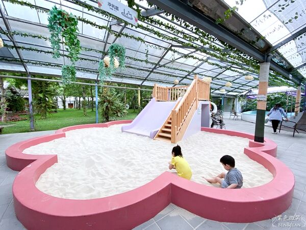 ▲▼楓樺台一渡假村。（圖／部落客紫色微笑授權提供）