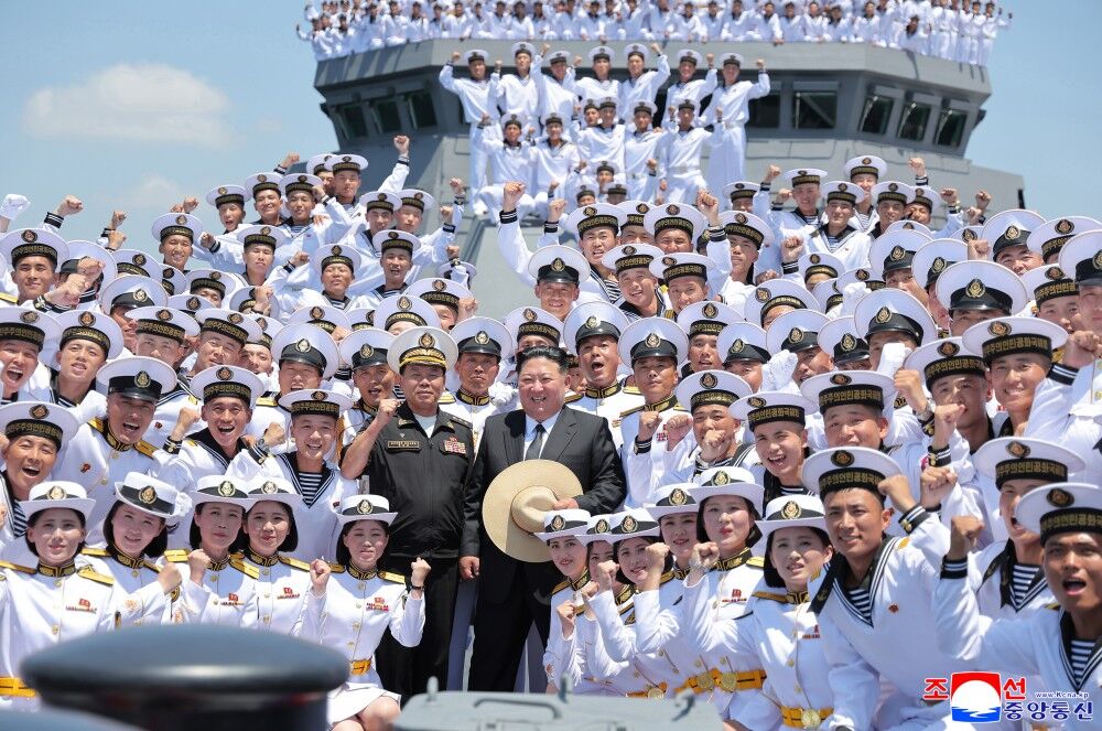 北韓海軍核武化!5千噸驅逐艦服役 金正恩放話:5年內每年建2艘 | ETtoday國際新聞 | ETtoday新聞雲