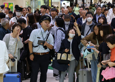 日本東北強震災情傳出！「多人受困電梯」油槽傾倒　高市早苗坐鎮