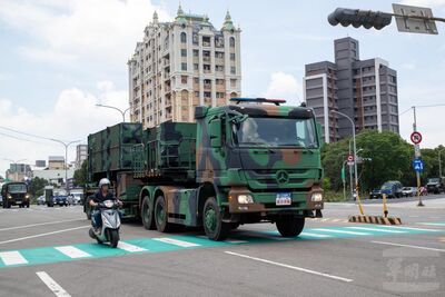 快速應變防空作戰　天弓三型飛彈機動部署