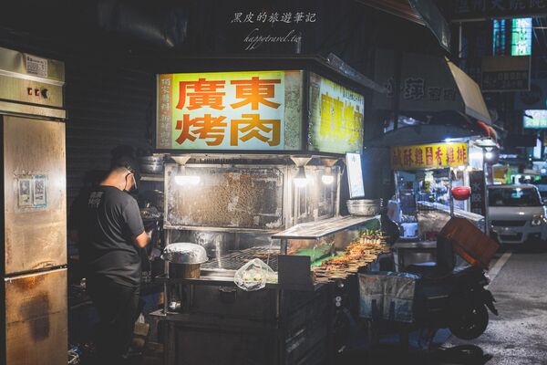 嘉義深夜炭火烤肉！已飄香超過一甲子　必點焦脆多汁招牌雞翅