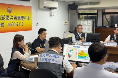 內湖大淹水市民「咕嚕咕嚕」灌爆臉書 蔣萬安:即刻改進