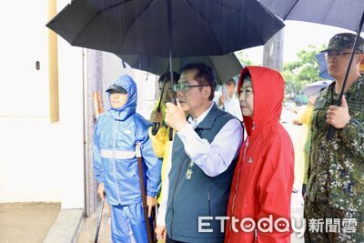 米克拉颱風豪雨襲台南　黃偉哲勘查蘆竹溝抽水站