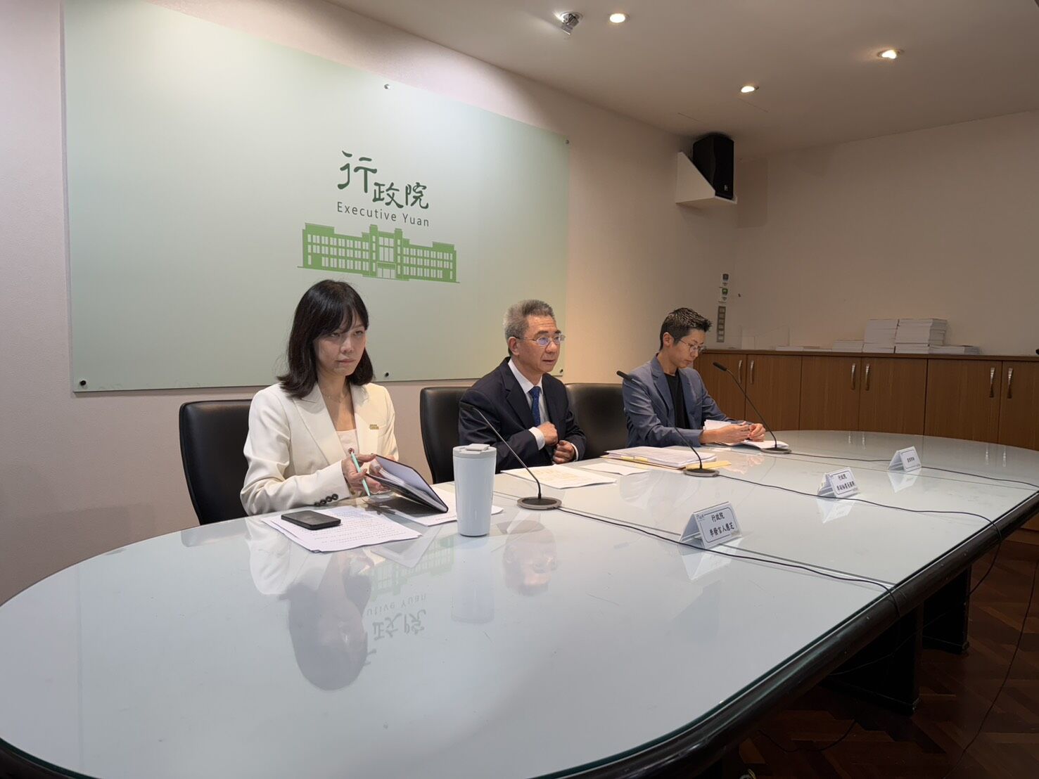 ▲▼行政院「經貿辦職場霸凌案件說明」記者會。（圖／記者陳家祥攝）