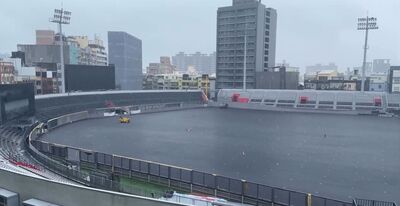 連日大雨正好驗收 新竹棒球場「無積水」畫面曝光