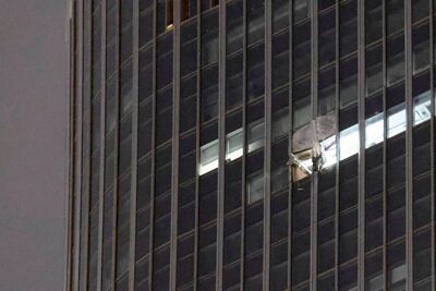 小飛機撞擊北京第1高樓「中國尊」 CNN記者直擊、傷患緊急送醫