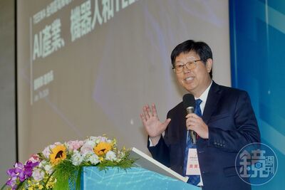 鴻海劉揚偉卸任夏普會長　繼任人選是來自台灣的他