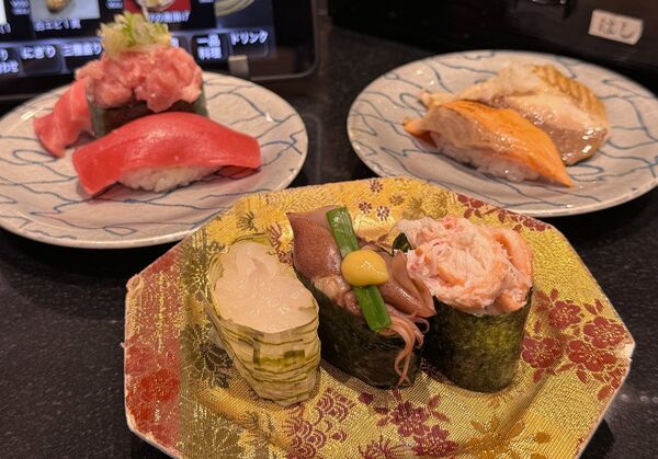 ▲▼廻轉富山灣 壽司玉。（圖／小虎食夢網授權提供）