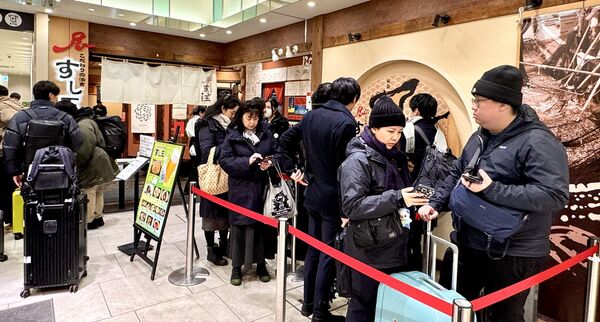 ▲▼廻轉富山灣 壽司玉。（圖／小虎食夢網授權提供）