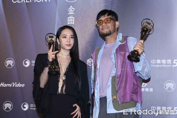 ▲▼ JOLIN&nbsp;蔡依林。最佳華語女歌手獎。張震嶽。最佳華語男歌手獎。第37屆金曲獎得獎感言     。（圖／記者劉耿豪攝）