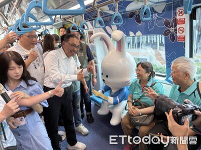 捷運三鶯線6/30通車！　客家文化、新美館彩繪主題列車隨機行駛