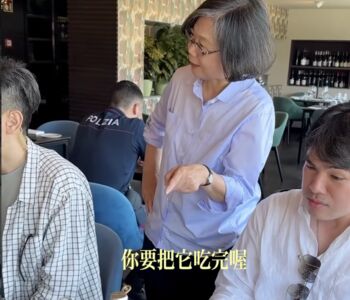 影/蔡英文義大利開啟「餵食模式」 披薩、冰淇淋硬把訪團塞飽