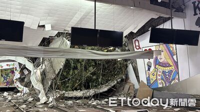 土石夾帶樹木滑落吞噬圓山保齡球館！「球道變廢墟」超慘畫面曝
