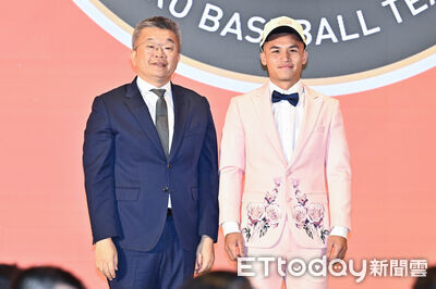 統一獅首輪黃靖哲曾測試味全、富邦　 費城人、紅人也有關注