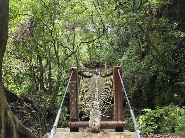 ▲陽明山竹子湖的「猴崁水圳步道」3月底完工。（圖／大地處提供）