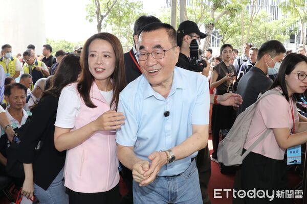 江怡臻：李四川已收到白營邀請 新北藍白聯合競選氛圍非常濃厚