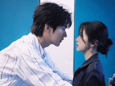 床邊吻被消失!《熾夏》爆刪吻戲…觀眾氣:少男少女的戀愛刪什麽