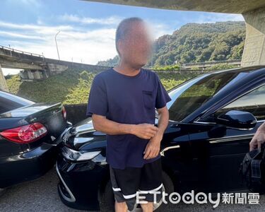 「台版小沙漠」遊客連遭破窗　慣竊偷走車內皮夾財物遭逮
