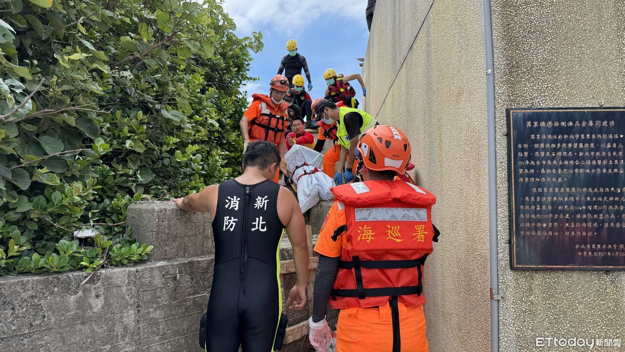 快訊/萬里漁港紅燈塔下消波塊卡男屍 遺體浮腫身分死因待查 | ETtoday社會新聞 | ETtoday新聞雲