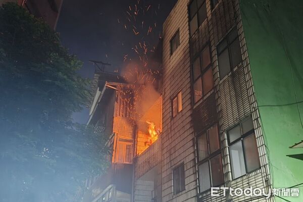 快訊/基隆民宅晚間嚴重火警!屋主「無呼吸心跳」送醫搶救中 | ETtoday社會新聞 | ETtoday新聞雲