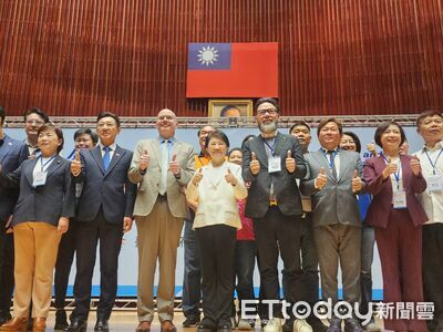 盧秀燕合體谷立言!喊話中央資源放中部:無人機是下個護國神山