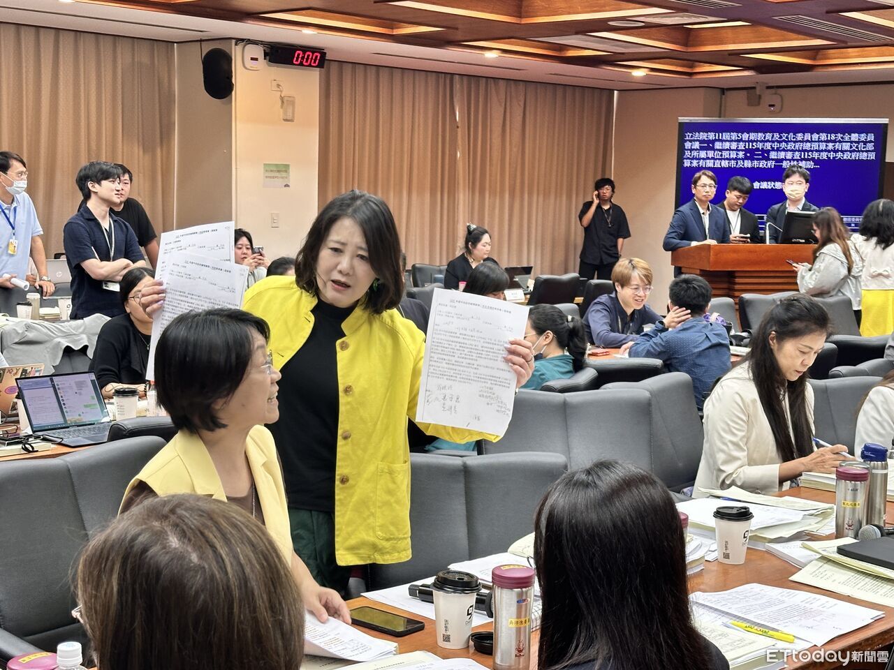 翁曉玲砍媒宣費遭轟「文化殺手」 綠委爆4部會提案全複製貼上 | ETtoday生活新聞 | ETtoday新聞雲