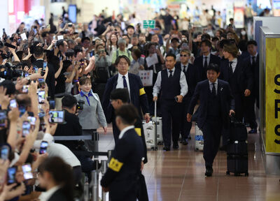 日、韓世足歸國兩樣情　森保一、洪明甫成尷尬對比