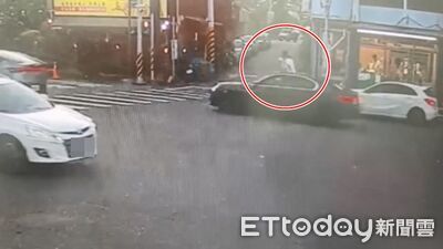 礁溪「人體天窗」遊街!2正妹搭BMW豪車太嗨...駕駛最高開罰1萬8