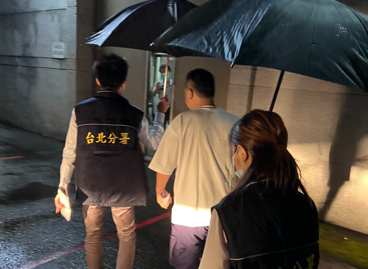 欠稅6500萬爽玩杜拜瑞士!還花2億買33屋 餐飲大亨脫產被管收 | ETtoday社會新聞 | ETtoday新聞雲