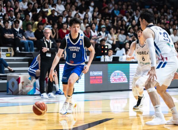 ▲中華男籃陳盈駿、林庭謙、高柏鎧，南韓呂俊錫。（圖／取自FIBA官網）