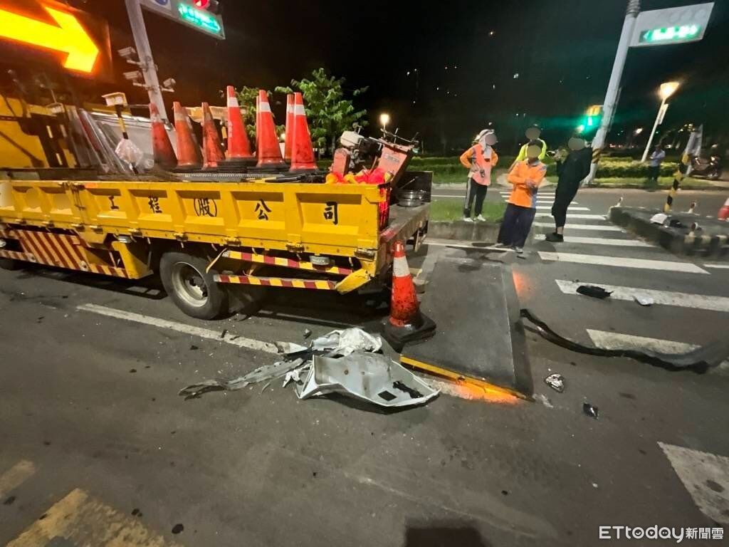 酒測值1!醉男撞工程車「甩飛70m」車撞爛 同車豬隊友也被逮 | ETtoday社會新聞 | ETtoday新聞雲