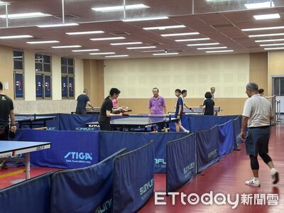 快訊/台中1周2起!阿北打桌球倒地無呼吸 運動中心AED電擊救回
