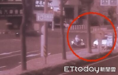 撞擊畫面曝！通緝犯殺彎險殺人...猛撞女騎士害手腳斷骨還落跑