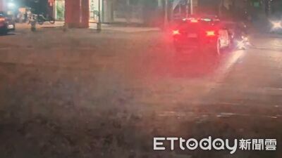 北市警開巡邏車恍神撞機車!騎士倒地幸未受傷...警賠償和解