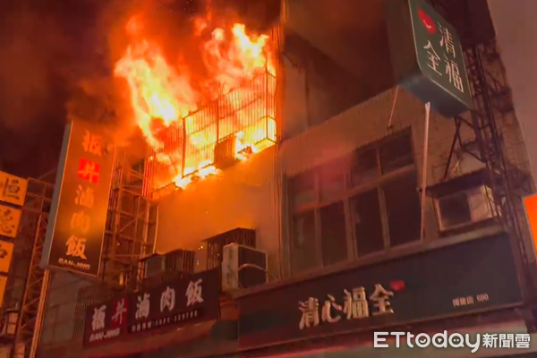 快訊／桃園頂加深夜大火全面燃燒！1男「全身90％燙傷」無生命跡象
