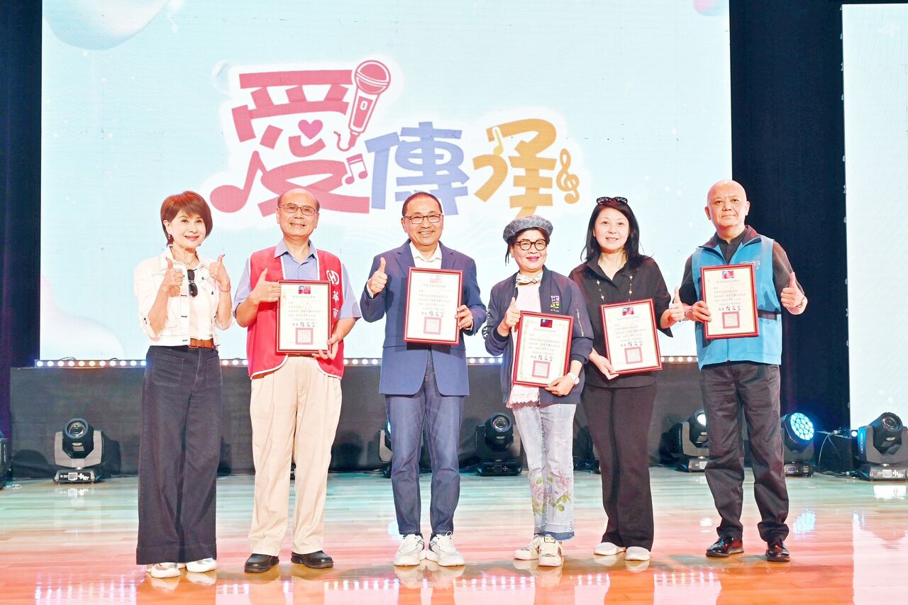 愛傳承關懷演唱會溫暖開唱 侯友宜:用愛讓社會更祥和 | ETtoday地方新聞 | ETtoday新聞雲