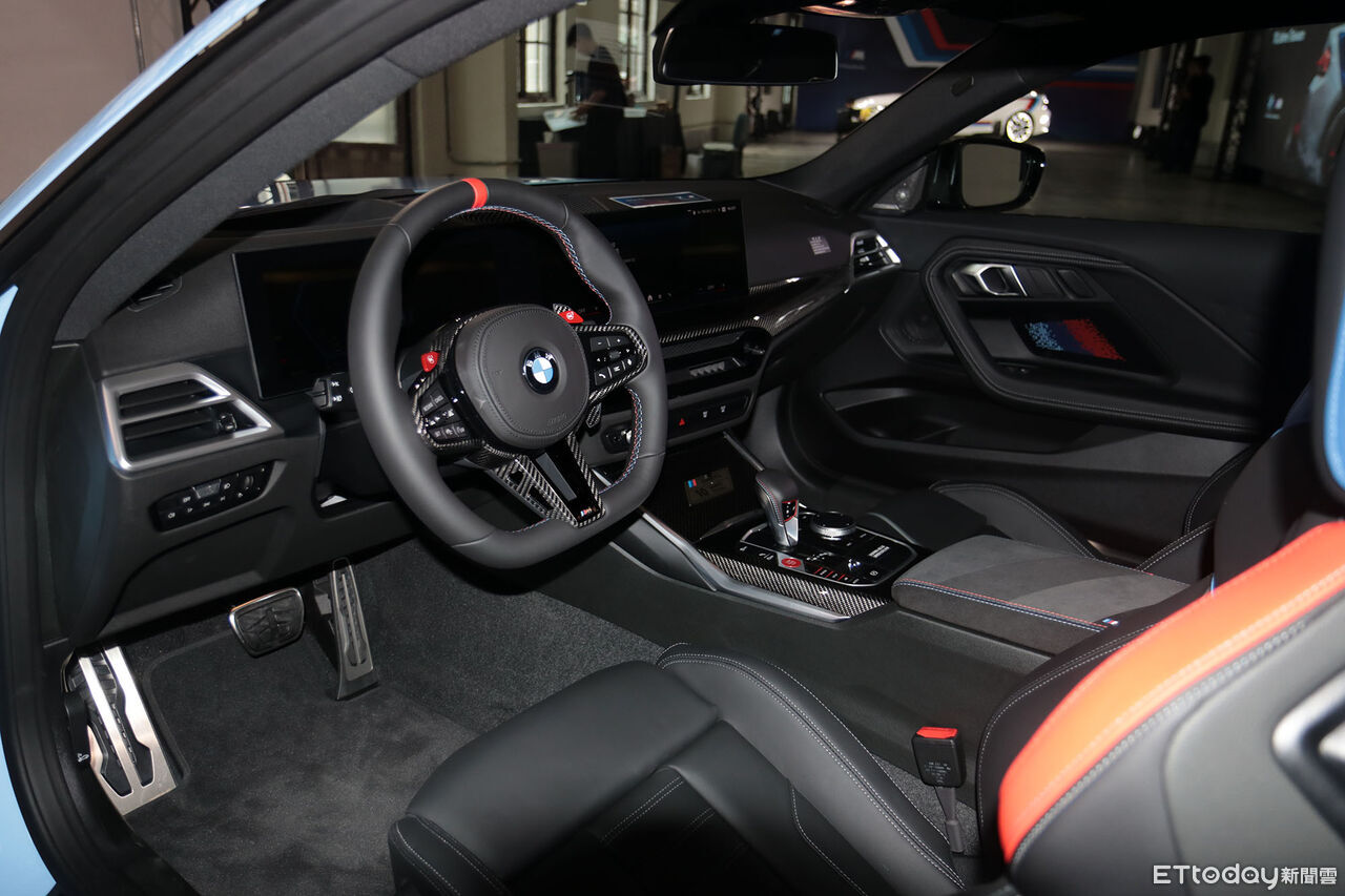 ▲388萬起！BMW「M2雙門跑車10周年限量版」開賣　世界冠軍烤漆加持。（圖／記者張慶輝攝）