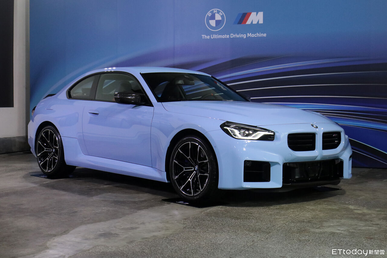 ▲388萬起！BMW「M2雙門跑車10周年限量版」開賣　世界冠軍烤漆加持。（圖／記者張慶輝攝）