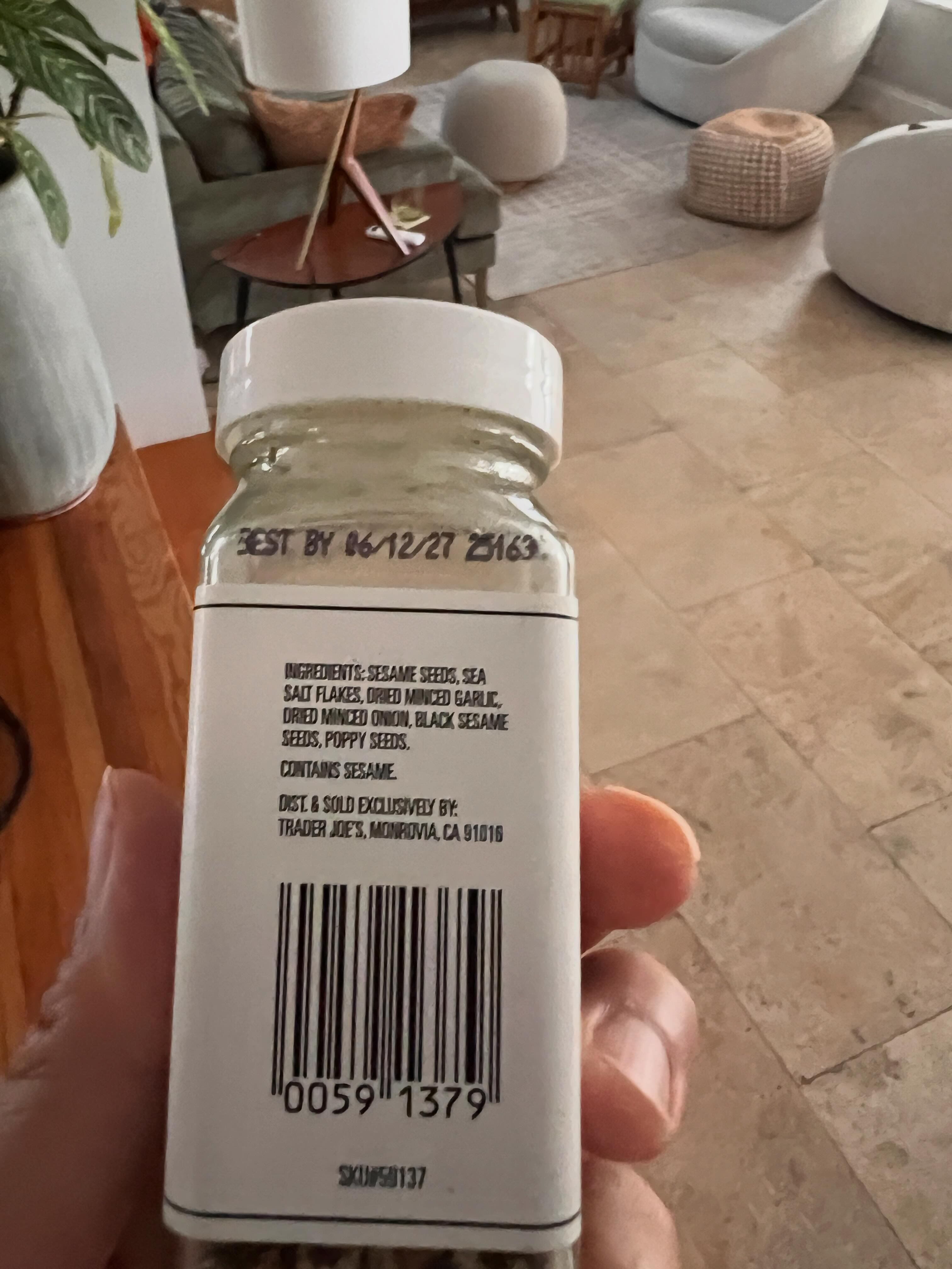 ▲▼美國超市調味料被許多網紅推薦，沒想到有網友寄回台灣卻遭海關扣留數月。（圖／網友kingrueitw提供，請勿隨意翻拍，以免侵權。）