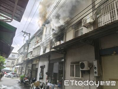 快訊／豐原民宅大火！5人衝出逃命　男臉腹部72%二度燒傷